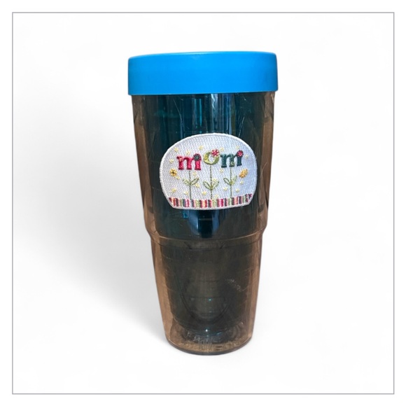 tervis Other - 💰BOGO FREE Tervis Tumbler 24 oz MOM Cup w/ Straw Top